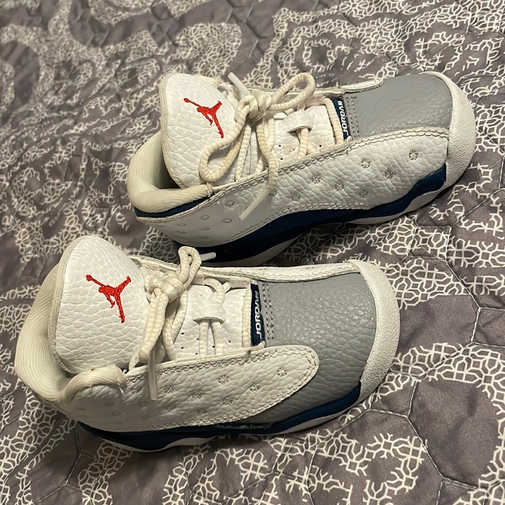 Air Jordan 13 Retro French Blue - toddler size 7 - gently used. Like new!